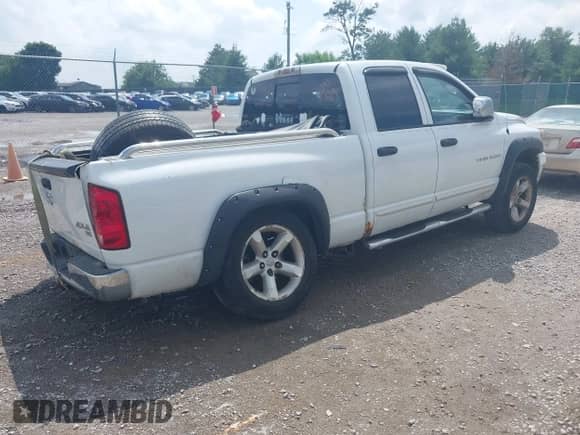 2007 Dodge 1500 SLT with VIN 1D7HU18277S134091, listed as a IAAI auction lot 42625853 with 214,202 mi miles and . Bid and sale history available at DreamBid. Image 4.