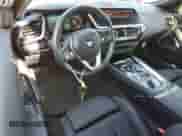 2020 BMW Z4 sDrive30i z VIN WBAHF3C01LWW82626, wystawiony jako Copart lot #58979825 z przebiegiem 23 667 mil mil oraz Szkoda całkowita • Salvage title. Historia ofert i sprzedaży dostępna na DreamBid. Obrazek 8.