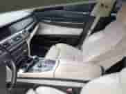 2011 BMW 7 Series 750Li xDrive с VIN WBAKC8C54BC432854, выставлен на аукционе IAAI как лот 42894912 с пробегом 118 390 миль миль и . История ставок и продаж доступна на DreamBid. Изображение 5.