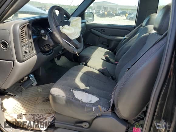 2005 Chevrolet Silverado 1500 Work Truck z VIN 1GCEC14V85Z138574, wystawiony jako Copart lot #59413614 z przebiegiem Nie podano mil oraz Szkoda całkowita • Salvage title. Historia ofert i sprzedaży dostępna na DreamBid. Obrazek 7.