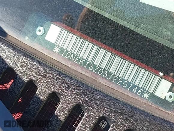 2003 Chevrolet Tahoe LT z VIN 1GNEK13Z03J220146, wystawiony jako IAAI lot #43533236 z przebiegiem 163 971 mil mil oraz . Historia ofert i sprzedaży dostępna na DreamBid. Obrazek 12.
