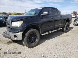 2013 Toyota Tundra с VIN 5TFUW5F14DX292696, выставлен на аукционе Copart как лот 86285165 с пробегом Не указан миль и Списание • Salvage title. История ставок и продаж доступна на DreamBid. Изображение 1.