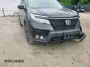 2019 Honda Passport Elite с VIN 5FNYF8H08KB009375, выставлен на аукционе Copart как лот 63916565 с пробегом 122 013 миль миль и Списание • Salvage title. История ставок и продаж доступна на DreamBid. Изображение 14.
