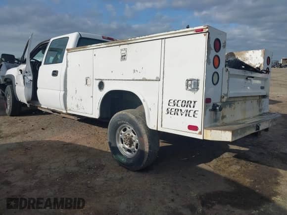 2007 Chevrolet Silverado 2500HD z VIN 1GBHK23U87F143166, wystawiony jako IAAI lot #41913814 z przebiegiem 412 948 mil mil oraz . Historia ofert i sprzedaży dostępna na DreamBid. Obrazek 3.