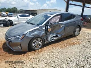 2019 Hyundai Elantra Value Edition z VIN 5NPD84LF4KH464836, wystawiony jako Copart lot #65971325 z przebiegiem 82 108 mil mil oraz Szkoda całkowita • Salvage title. Historia ofert i sprzedaży dostępna na DreamBid. Obrazek 1.