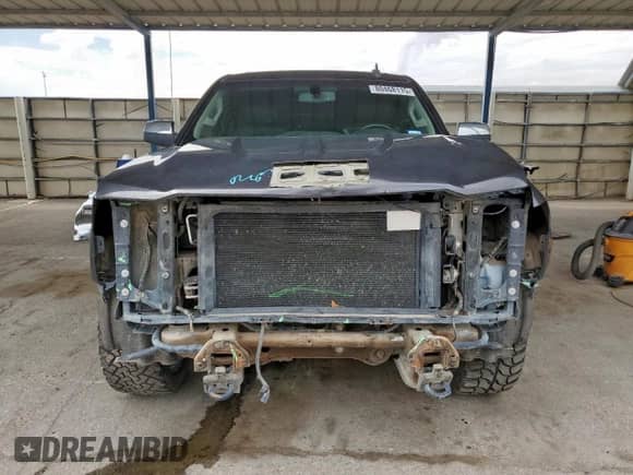 2016 Chevrolet Silverado 1500 LTZ z VIN 1GCVKSEJ0GZ155960, wystawiony jako Copart lot #80468115 z przebiegiem 137 215 mil mil oraz Szkoda całkowita • Salvage title. Historia ofert i sprzedaży dostępna na DreamBid. Obrazek 5.