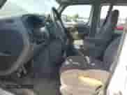 2000 Dodge Passenger с VIN 2B4JB25YXYK138077, выставлен на аукционе Copart как лот 68640235 с пробегом 244 343 миль миль и Списание • Salvage title. История ставок и продаж доступна на DreamBid. Изображение 7.