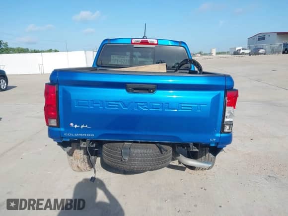 2023 Chevrolet Colorado 2WD LT с VIN 1GCPSCEK5P1242985, выставлен на аукционе IAAI как лот 42394946 с пробегом 29 872 миль миль и . История ставок и продаж доступна на DreamBid. Изображение 16.