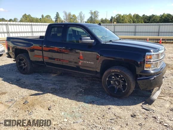 2015 Chevrolet Silverado 1500 LT с VIN 1GCVKRECXFZ399740, выставлен на аукционе Copart как лот 81497155 с пробегом 174 307 миль миль и Списание • Salvage title. История ставок и продаж доступна на DreamBid. Изображение 4.