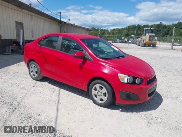 2013 Chevrolet Sonic LS с VIN 1G1JA5SH0D4205133, выставлен на аукционе IAAI как лот 43026999 с пробегом 167 282 миль миль и . История ставок и продаж доступна на DreamBid. Изображение 1.