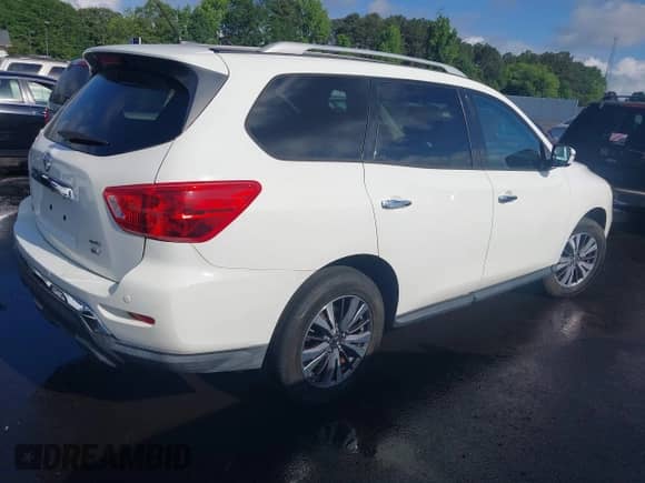 2017 Nissan Pathfinder SV with VIN 5N1DR2MM9HC615605, listed as a IAAI auction lot 42245107 with 112,536 mi miles and . Bid and sale history available at DreamBid. Image 4.