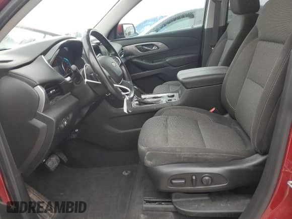 2018 Chevrolet Traverse LT Cloth z VIN 1GNEVGKW2JJ274739, wystawiony jako Copart lot #64511885 z przebiegiem 128 043 mil mil oraz Czysty tytuł • Clean title. Historia ofert i sprzedaży dostępna na DreamBid. Obrazek 7.