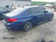 2019 BMW 5 Series 540i xDrive z VIN WBAJE7C58KWW16483, wystawiony jako IAAI lot #42202466 z przebiegiem 91 200 mil mil oraz . Historia ofert i sprzedaży dostępna na DreamBid. Obrazek 4.