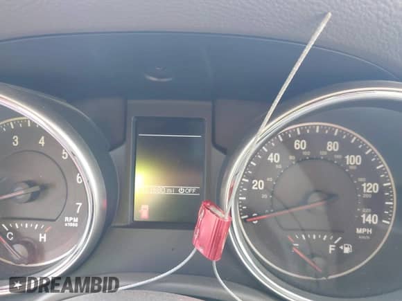 2011 Jeep Grand Cherokee 70th Anniversary z VIN 1J4RR4GTXBC718994, wystawiony jako IAAI lot #41688158 z przebiegiem 121 680 mil mil oraz . Historia ofert i sprzedaży dostępna na DreamBid. Obrazek 7.