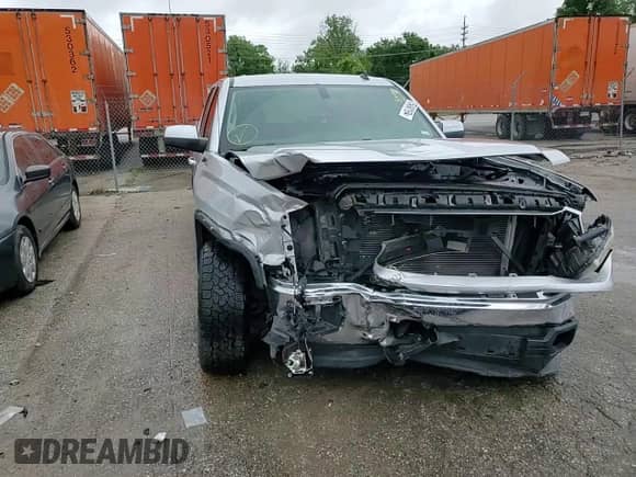 2014 GMC Sierra 1500 SLE z VIN 3GTU2UEC3EG122263, wystawiony jako Copart lot #54901964 z przebiegiem 125 038 mil mil oraz Szkoda całkowita • Salvage title. Historia ofert i sprzedaży dostępna na DreamBid. Obrazek 11.