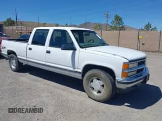 1997 Chevrolet Silverado 1500 z VIN 1GCEK14R1VZ211807, wystawiony jako IAAI lot #42045855 z przebiegiem 179 305 mil mil oraz . Historia ofert i sprzedaży dostępna na DreamBid. Obrazek 1.