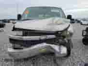 2005 Chevrolet Express Passenger with VIN 1GAHG39UX51134790, listed as a Copart auction lot 80667005 with 241,499 mi miles and Salvage title. Bid and sale history available at DreamBid. Image 5.