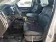 2010 Dodge 1500 SLT z VIN 1D7RB1CT5AS160321, wystawiony jako Copart lot #67299575 z przebiegiem 279 344 mil mil oraz Szkoda całkowita • Salvage title. Historia ofert i sprzedaży dostępna na DreamBid. Obrazek 7.