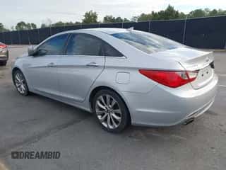 2012 Hyundai Sonata SE with VIN 5NPEC4AB2CH410245, listed as a IAAI auction lot 43333808 with 230,798 mi miles and . Bid and sale history available at DreamBid. Image 3.