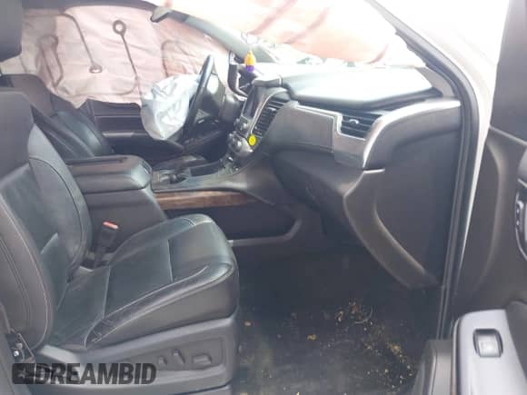 2016 Chevrolet Suburban LT с VIN 1GNSCHKC9GR200068, выставлен на аукционе IAAI как лот 43067565 с пробегом Не указан миль и . История ставок и продаж доступна на DreamBid. Изображение 5.