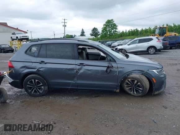 2022 Volkswagen Tiguan S с VIN 3VV1B7AX9NM005125, выставлен на аукционе IAAI как лот 42371110 с пробегом 94 060 миль миль и . История ставок и продаж доступна на DreamBid. Изображение 13.