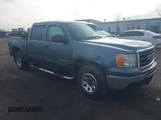 2010 GMC Sierra 1500 с VIN 3GTRKVEAXAG197613, выставлен на аукционе IAAI как лот 41198472 с пробегом 152 892 миль миль и . История ставок и продаж доступна на DreamBid. Изображение 1.