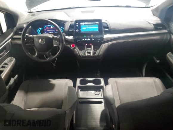 2018 Honda Odyssey EX with VIN 5FNRL6H58JB093886, listed as a Copart auction lot 58319325 with 86,422 mi miles and Salvage title. Bid and sale history available at DreamBid. Image 8.