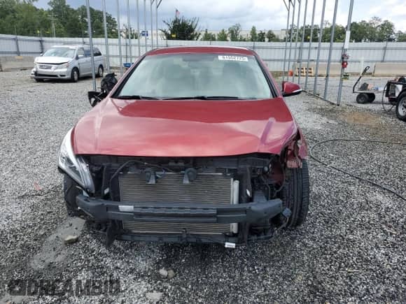 2015 Hyundai Sonata Limited с VIN 5NPE34AF4FH133105, выставлен на аукционе Copart как лот 61552725 с пробегом 27 557 миль миль и Списание • Salvage title. История ставок и продаж доступна на DreamBid. Изображение 5.