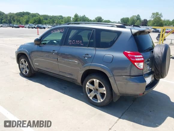 2010 Toyota RAV4 Sport with VIN JTMRF4DV1AD033909, listed as a IAAI auction lot 42808265 with Not provided miles and . Bid and sale history available at DreamBid. Image 3.