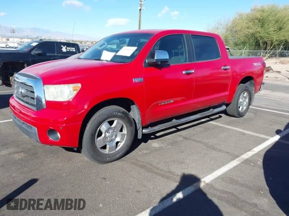 2007 Toyota Tundra Limited z VIN 5TBEV58177S470706, wystawiony jako IAAI lot #41544450 z przebiegiem 10 mil mil oraz . Historia ofert i sprzedaży dostępna na DreamBid. Obrazek 2.