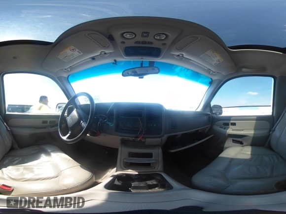 2002 Chevrolet Tahoe LT с VIN 1GNEK13Z02J222686, выставлен на аукционе IAAI как лот 42415382 с пробегом 180 722 миль миль и . История ставок и продаж доступна на DreamBid. Изображение 20.