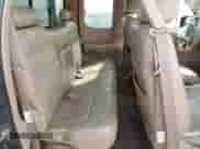 2001 Toyota Tundra Limited z VIN 5TBBT481X1S139032, wystawiony jako Copart lot #56427375 z przebiegiem 326 746 mil mil oraz Szkoda całkowita • Salvage title. Historia ofert i sprzedaży dostępna na DreamBid. Obrazek 10.