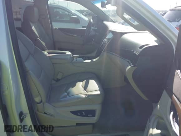 2018 Cadillac Escalade Premium Luxury with VIN 1GYS3CKJ8JR157063, listed as a IAAI auction lot 41990665 with 75,685 mi miles and . Bid and sale history available at DreamBid. Image 5.