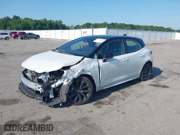 2024 Toyota Corolla XSE z VIN JTNC4MBE0R3217931, wystawiony jako IAAI lot #42579841 z przebiegiem 26 832 mil mil oraz . Historia ofert i sprzedaży dostępna na DreamBid. Obrazek 2.