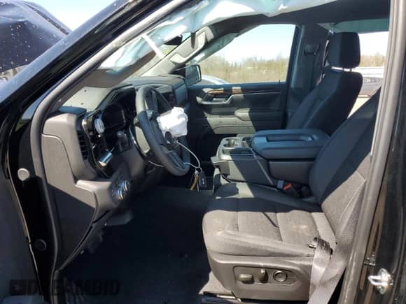 2024 GMC Sierra 1500 Elevation z VIN 3GTPUCEK2RG258916, wystawiony jako Copart lot #53150855 z przebiegiem 4 996 mil mil oraz Szkoda całkowita • Salvage title. Historia ofert i sprzedaży dostępna na DreamBid. Obrazek 7.