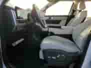 2024 Hyundai Santa Fe Calligraphy с VIN 5NMP54GLXRH049307, выставлен на аукционе Copart как лот 78404014 с пробегом 9 737 миль миль и Списание • Salvage title. История ставок и продаж доступна на DreamBid. Изображение 7.