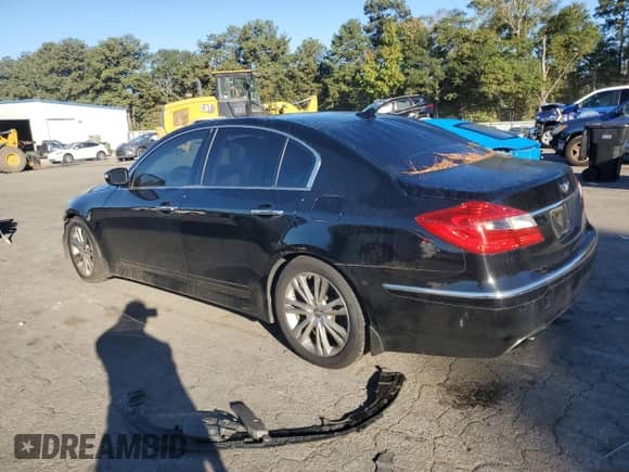 2013 Hyundai Genesis 3.8L с VIN KMHGC4DD1DU256152, выставлен на аукционе Copart как лот 85544825 с пробегом 226 157 миль миль и Списание • Salvage title. История ставок и продаж доступна на DreamBid. Изображение 2.