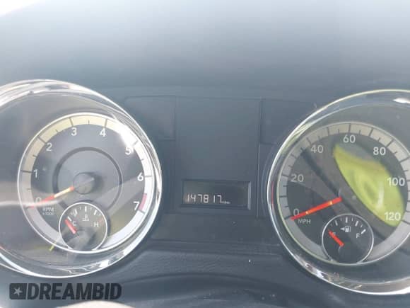 2020 Dodge Grand Caravan SXT z VIN 2C4RDGCG4LR194152, wystawiony jako IAAI lot #43196798 z przebiegiem 147 817 mil mil oraz . Historia ofert i sprzedaży dostępna na DreamBid. Obrazek 7.