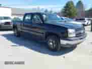 2005 Chevrolet Silverado 1500HD LT z VIN 1GCGK13U75F854050, wystawiony jako IAAI lot #41986318 z przebiegiem 146 818 mil mil oraz . Historia ofert i sprzedaży dostępna na DreamBid. Obrazek 1.