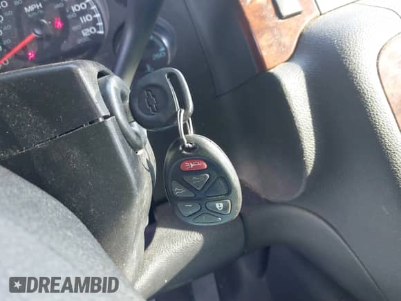 2010 Chevrolet Suburban LTZ с VIN 1GNUCKE07AR276807, выставлен на аукционе IAAI как лот 40987330 с пробегом 196 618 миль миль и . История ставок и продаж доступна на DreamBid. Изображение 11.
