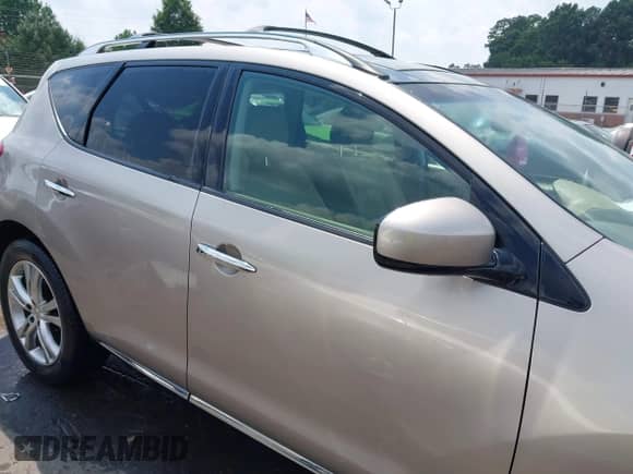 2010 Nissan Murano SL with VIN JN8AZ1MW3AW112034, listed as a IAAI auction lot 42618039 with 196,305 mi miles and . Bid and sale history available at DreamBid. Image 14.