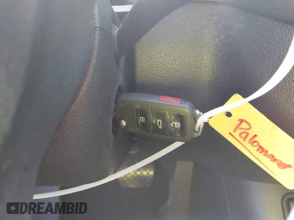 2011 Volkswagen Tiguan S с VIN WVGAV7AX2BW500537, выставлен на аукционе IAAI как лот 42304516 с пробегом 135 432 миль миль и . История ставок и продаж доступна на DreamBid. Изображение 11.