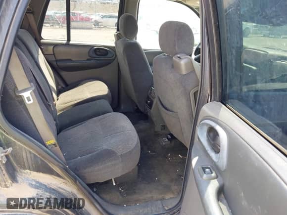 2004 Chevrolet TrailBlazer LT с VIN 1GNDT13S042377263, выставлен на аукционе IAAI как лот 42965078 с пробегом 223 949 миль миль и . История ставок и продаж доступна на DreamBid. Изображение 8.