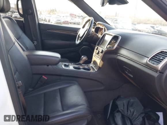 2017 Jeep Grand Cherokee Summit с VIN 1C4RJFJT7HC607460, выставлен на аукционе IAAI как лот 41708634 с пробегом 70 309 миль миль и . История ставок и продаж доступна на DreamBid. Изображение 5.