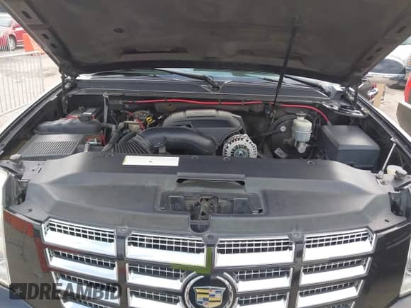 2007 Cadillac Escalade z VIN 1GYFK63817R124206, wystawiony jako IAAI lot #43090853 z przebiegiem 188 368 mil mil oraz . Historia ofert i sprzedaży dostępna na DreamBid. Obrazek 10.