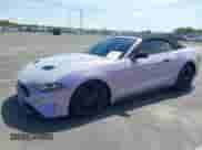 2022 Ford Mustang EcoBoost z VIN 1FATP8UH1N5101555, wystawiony jako IAAI lot #43112342 z przebiegiem 78 253 mil mil oraz . Historia ofert i sprzedaży dostępna na DreamBid. Obrazek 2.