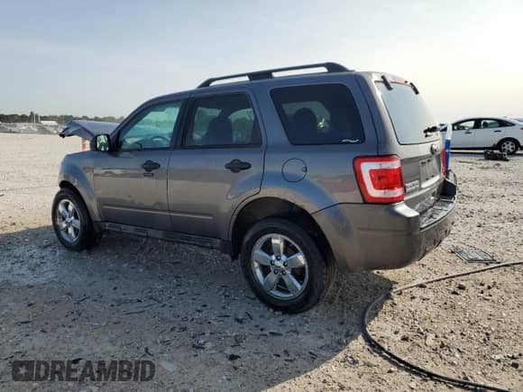 2011 Ford Escape XLT с VIN 1FMCU9DG6BKB83727, выставлен на аукционе Copart как лот 71954295 с пробегом 184 010 миль миль и Чистый • Clean title. История ставок и продаж доступна на DreamBid. Изображение 2.