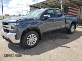 2020 Chevrolet Silverado 1500 LT z VIN 1GCRYDED5LZ328534, wystawiony jako Copart lot #80219665 z przebiegiem 117 344 mil mil oraz Czysty tytuł • Clean title. Historia ofert i sprzedaży dostępna na DreamBid. Obrazek 1.