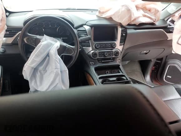 2016 Chevrolet Tahoe LTZ с VIN 1GNSCCKC4GR162803, выставлен на аукционе Copart как лот 70839325 с пробегом Не указан миль и Списание • Salvage title. История ставок и продаж доступна на DreamBid. Изображение 8.