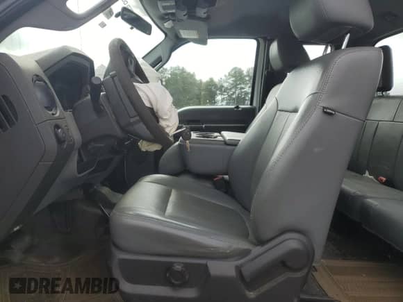 2012 Ford F-250 XL с VIN 1FT7X2BTXCEB20490, выставлен на аукционе Copart как лот 81474645 с пробегом Не указан миль и Списание • Salvage title. История ставок и продаж доступна на DreamBid. Изображение 7.